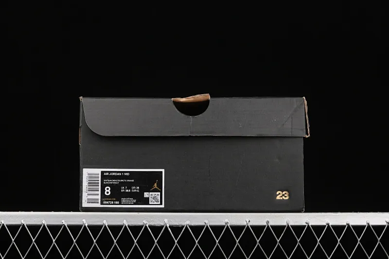 All categories Air Jordan Jordan series basketball shoes Air Jordan 1 Mid Air Jordan 1 Mid AJ1 Joe 1 white and black cherry blossom powder Zhongbang basketball shoes 554725-180